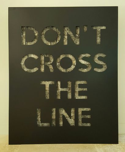 Don't cross the line - black mat