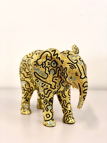 Elephant "Life is a playground" feat. Haring, 2019 - Small